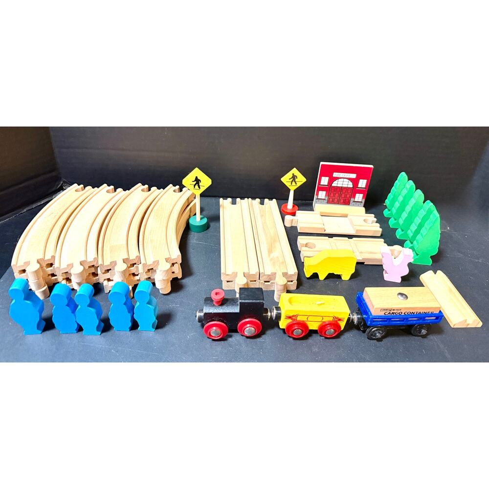 Maxim Enterprise Wooden Railway Classic Series Train 39 pc set animals magnetic